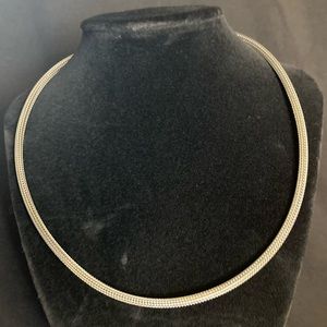 Vicenza Silver Mesh Necklace